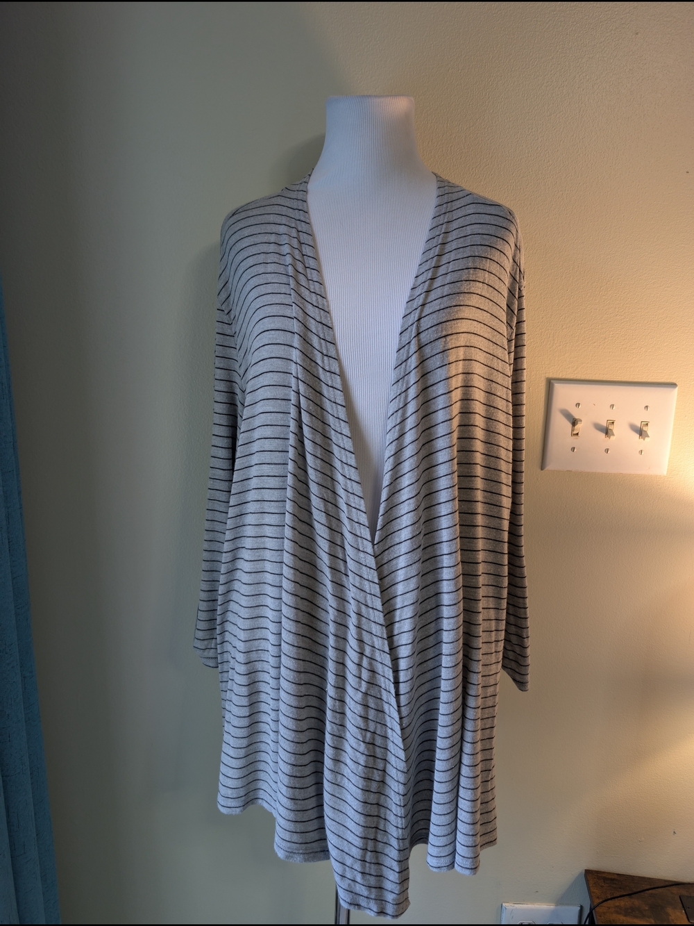 Striped Open-Front Women's Open Cardigan - Gray